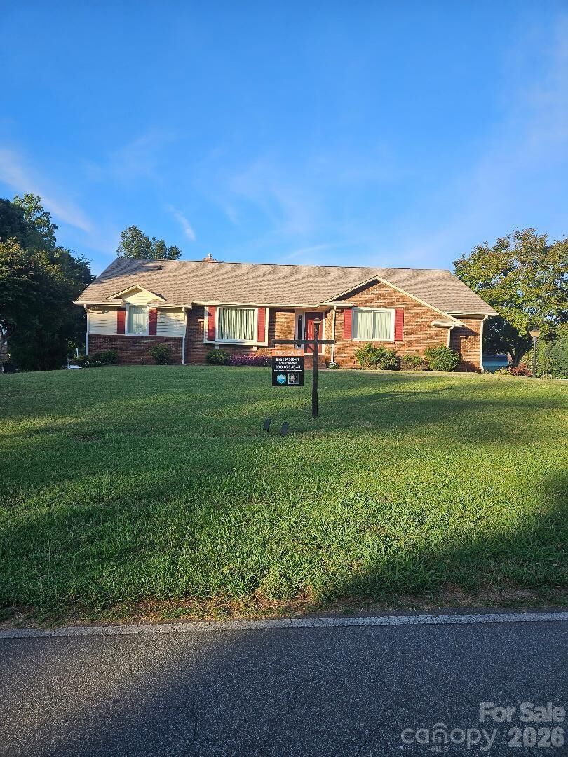 Property Photo:  3944 Burton Lane  NC 28037 
