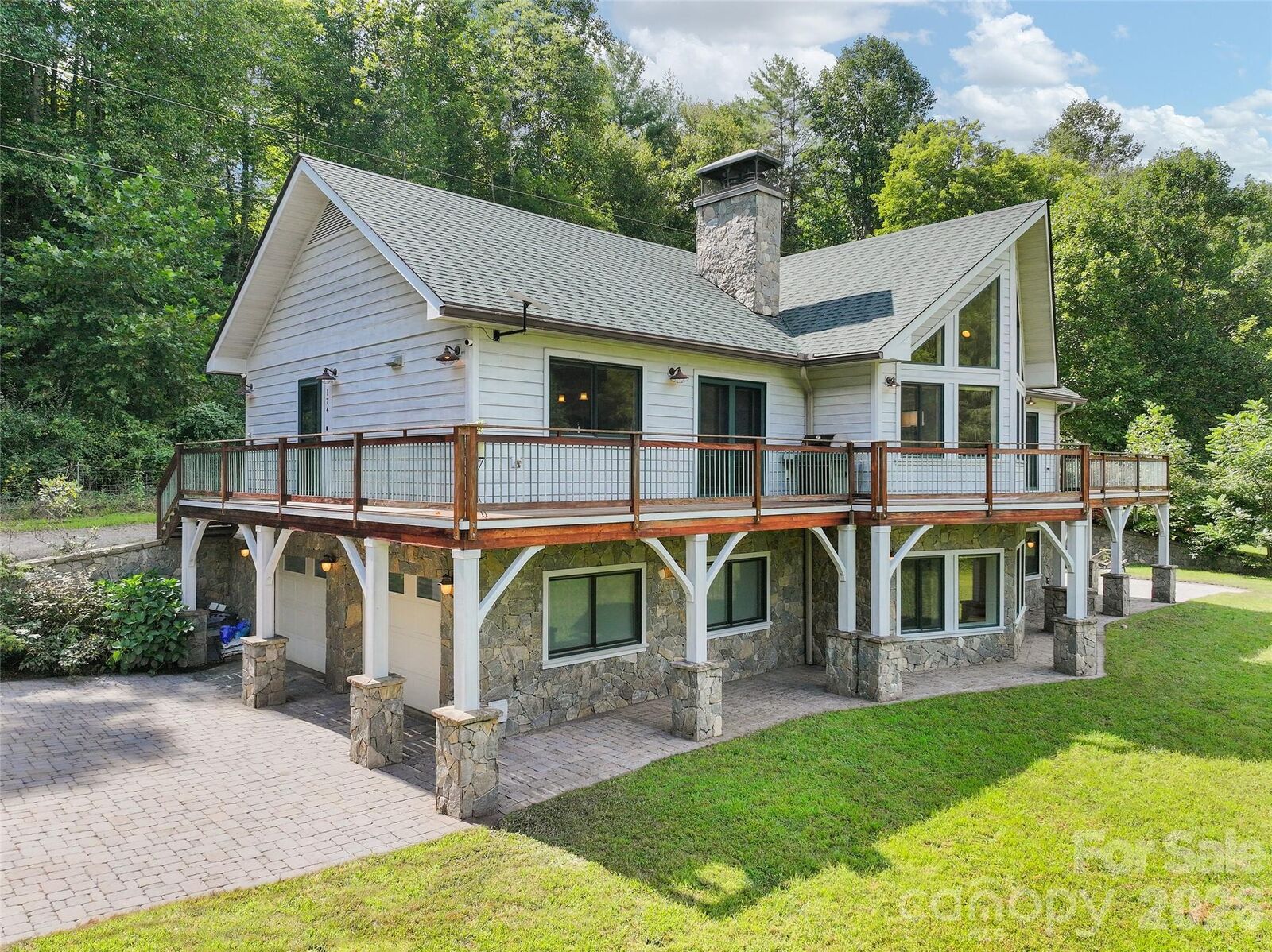 Property Photo:  174 Marina Cove  NC 28785 