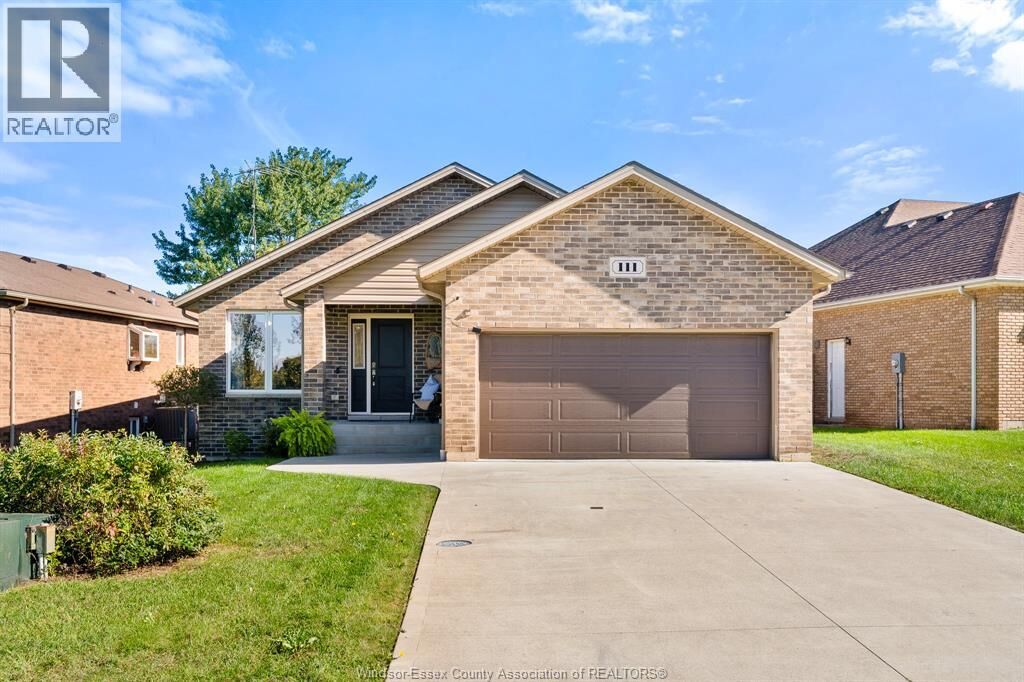 Property Photo:  111 Ellison Avenue  ON N8H 5C9 