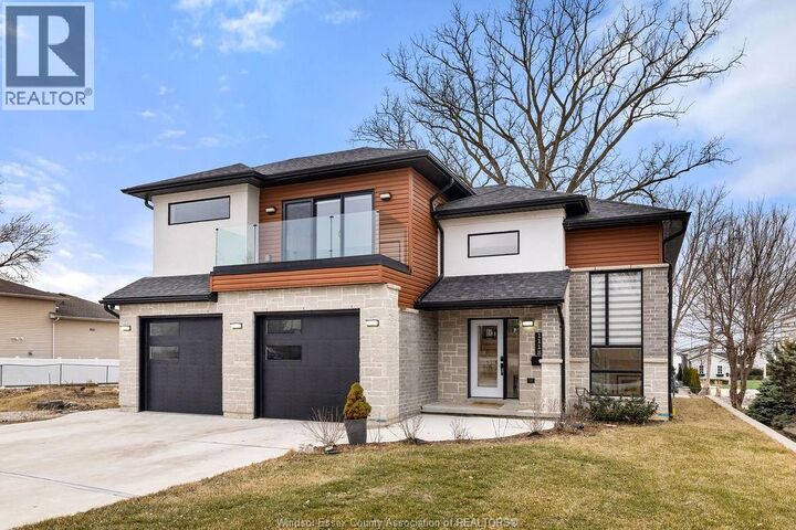 Property Photo: 1118 Union Street ON N9V 2Y5