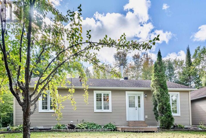 Property Photo:  469 Woito Station Road  ON K8A 6W5 