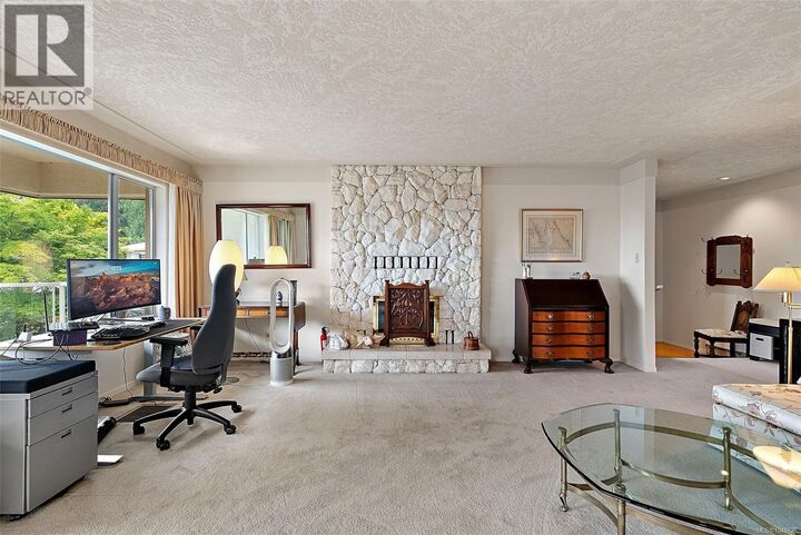 Property Photo: 4802 Amblewood Drive BC V8Y 2S3