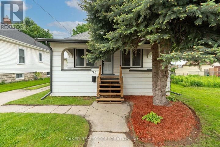 Property Photo:  95 Adelaide Street South  ON N5Z 3K6 