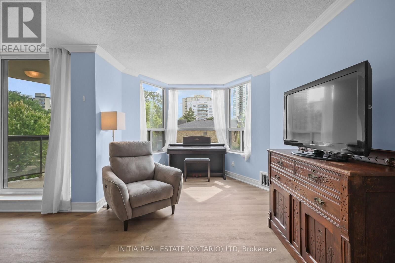Property Photo:  600 Talbot Street 309  ON N6A 5L9 