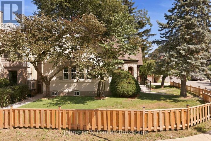 Property Photo:  169 Glen Cedar Road  ON M6C 3H1 