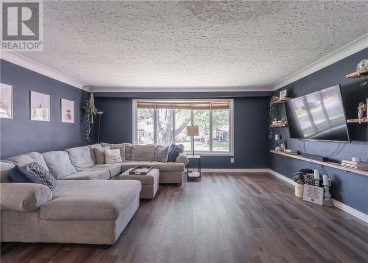 Property Photo:  794 Auger Avenue  ON P3A 4T2 