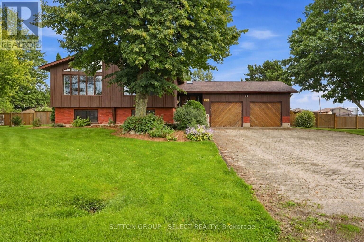 Property Photo: 108 Victoria Drive ON N0L 1T0