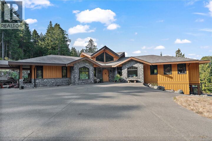 Property Photo:  2311/2307 Sylvester Road  BC V8H 2A2 
