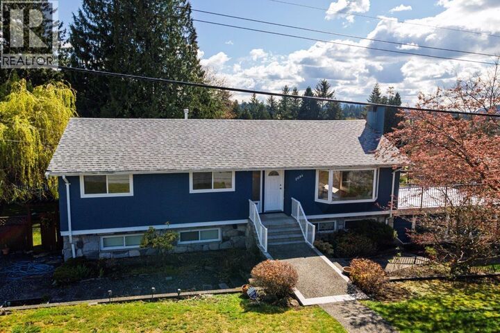 Property Photo:  2094 Viewlynn Drive  BC V7J 2W8 