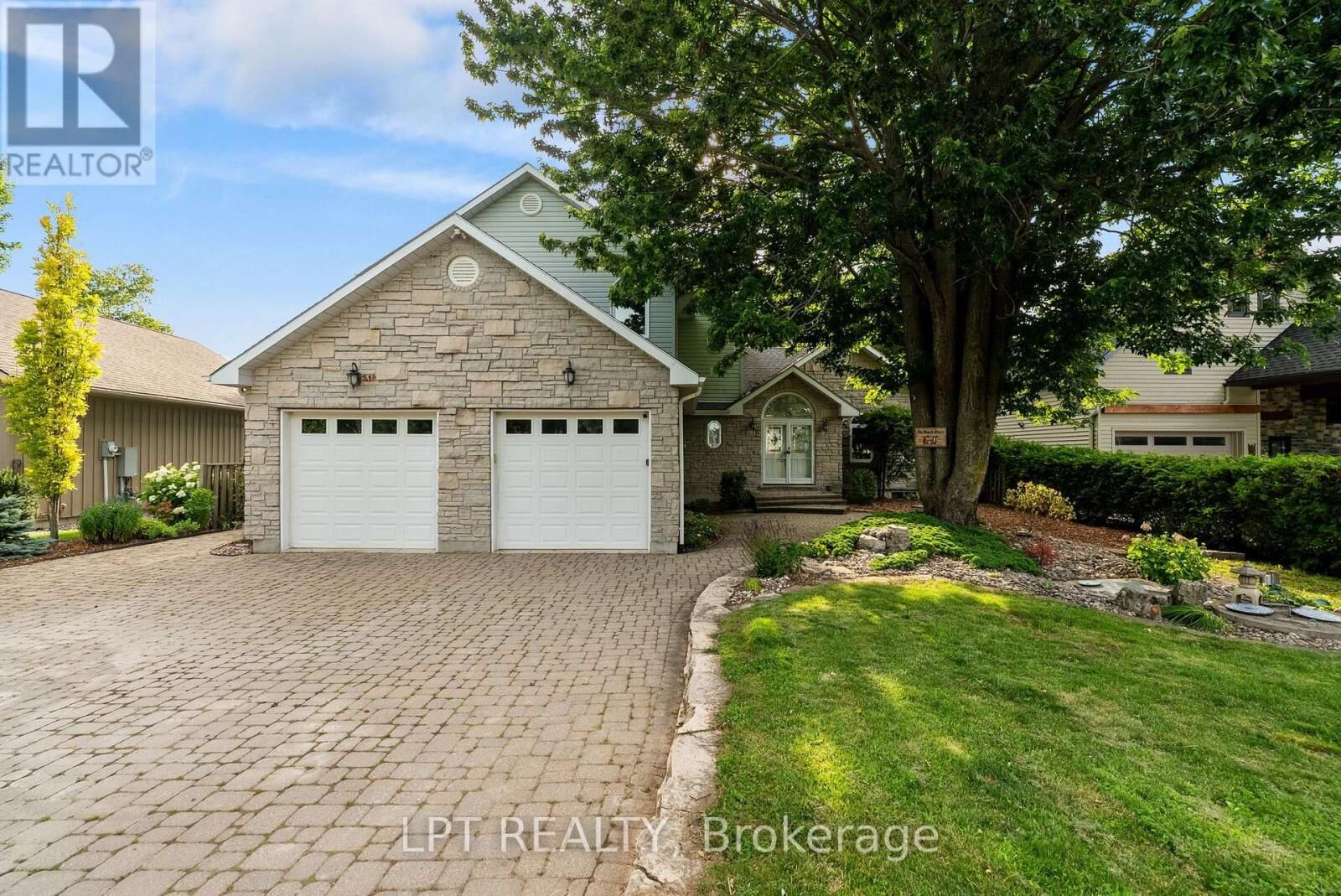 Property Photo:  73411 Sandy Beach Road  ON N0M 2T0 
