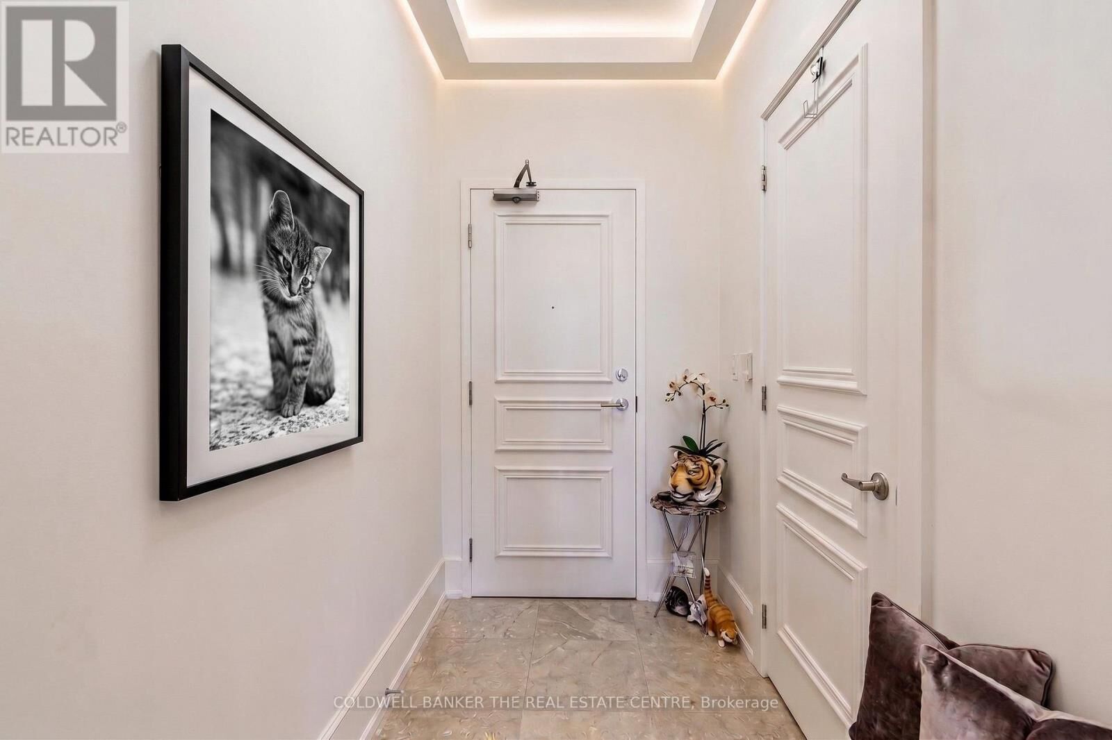 Property Photo: 660 Sheppard Avenue East Lph05 ON M2K 3E5
