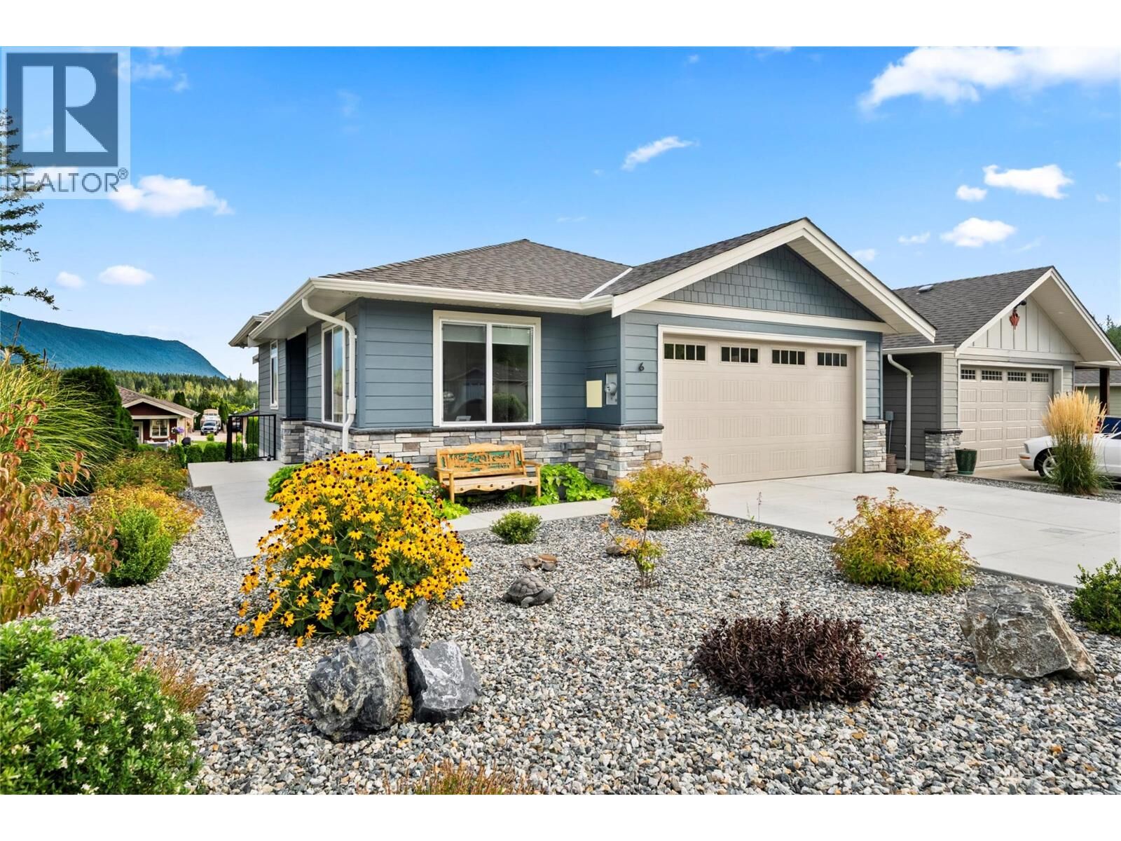 Property Photo:  2715 Golf Course Drive 6  BC V0E 1H1 