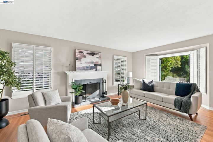 Property Photo:  1384 Graff Avenue  CA 94577 