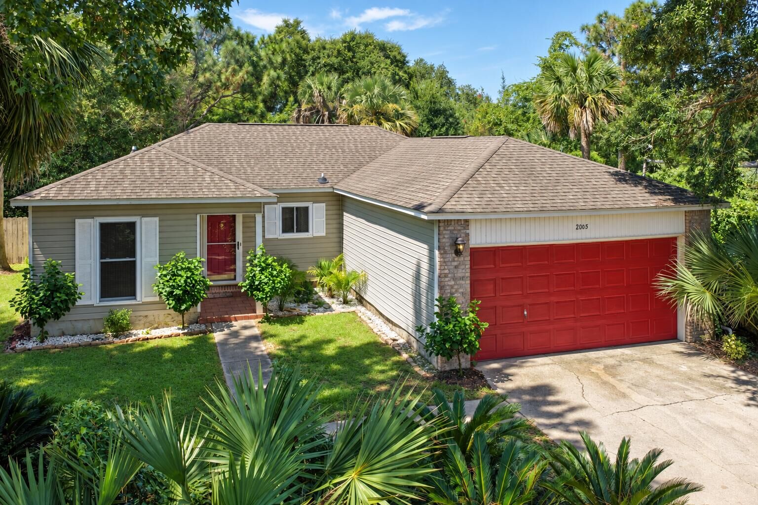 Property Photo:  2005 Commodore Drive  FL 32566 