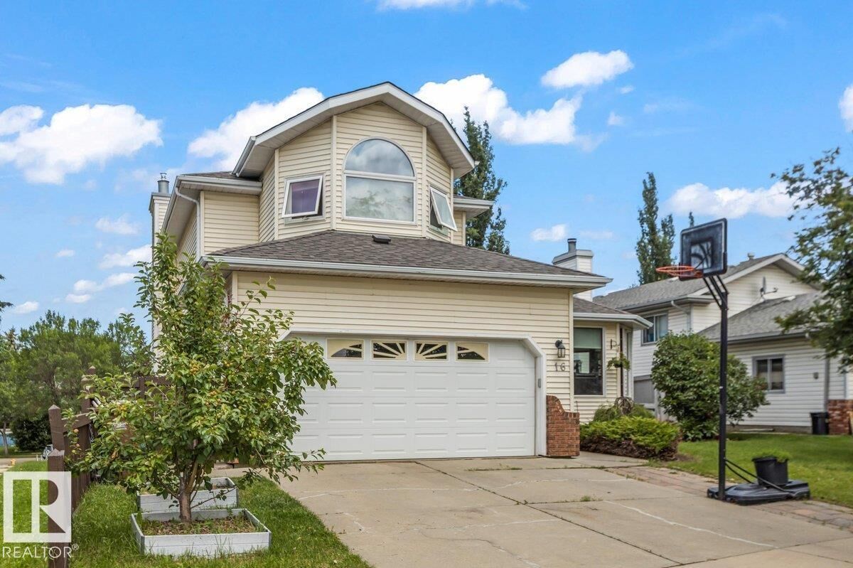 Property Photo: 16 Harrold Place AB T8N 5P9