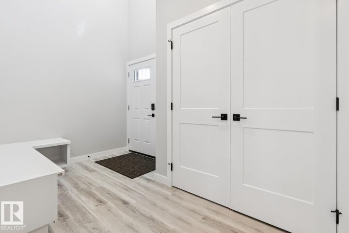 Property Photo:  36 Maple Crescent  AB T0A 1N0 