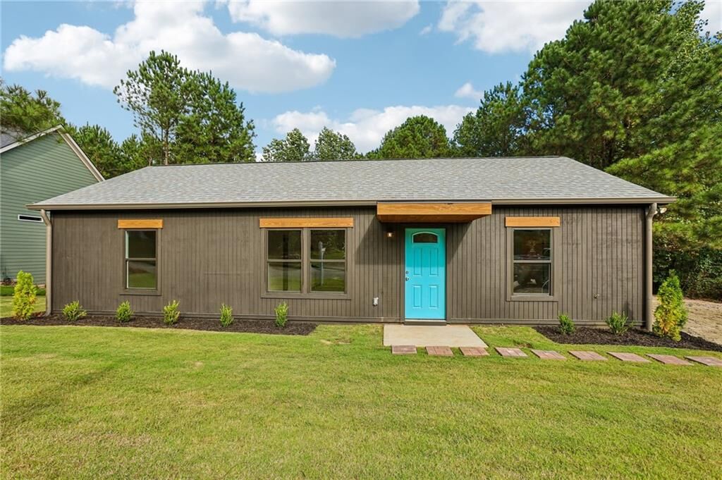 Property Photo: 179 Ambrose Drive GA 30143