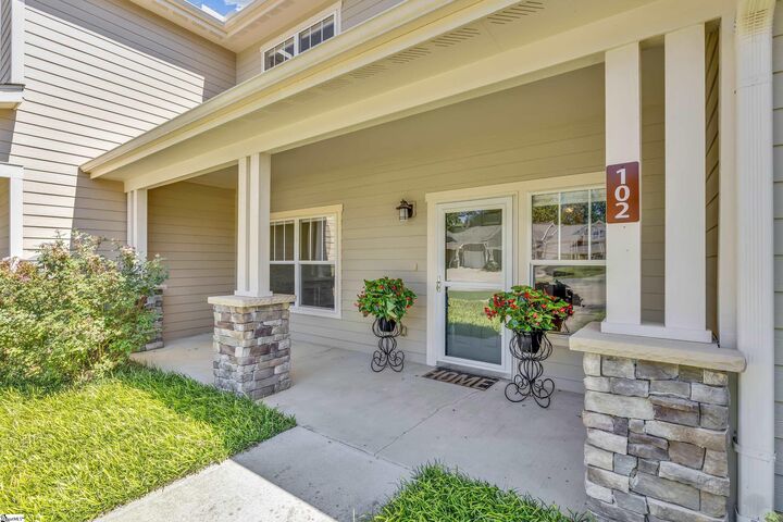 Property Photo:  102 Rusty Brook Road  SC 29687 