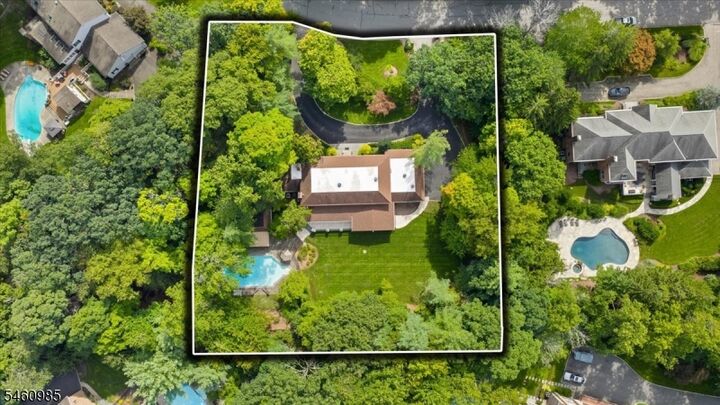 Property Photo:  963 Huron Rd  NJ 07417 