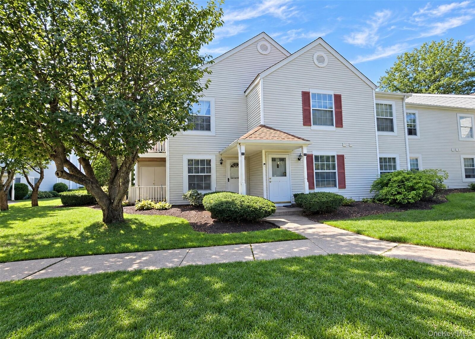 Property Photo:  273 Fairview Circle  NY 11953 