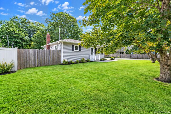 Property Photo:  33 Pine Cone Street  NY 11953 