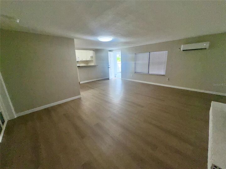 Property Photo:  1111 Romano Avenue  FL 32807 