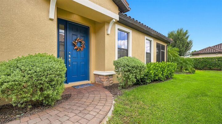 Property Photo:  5021 Savona Run  FL 34211 