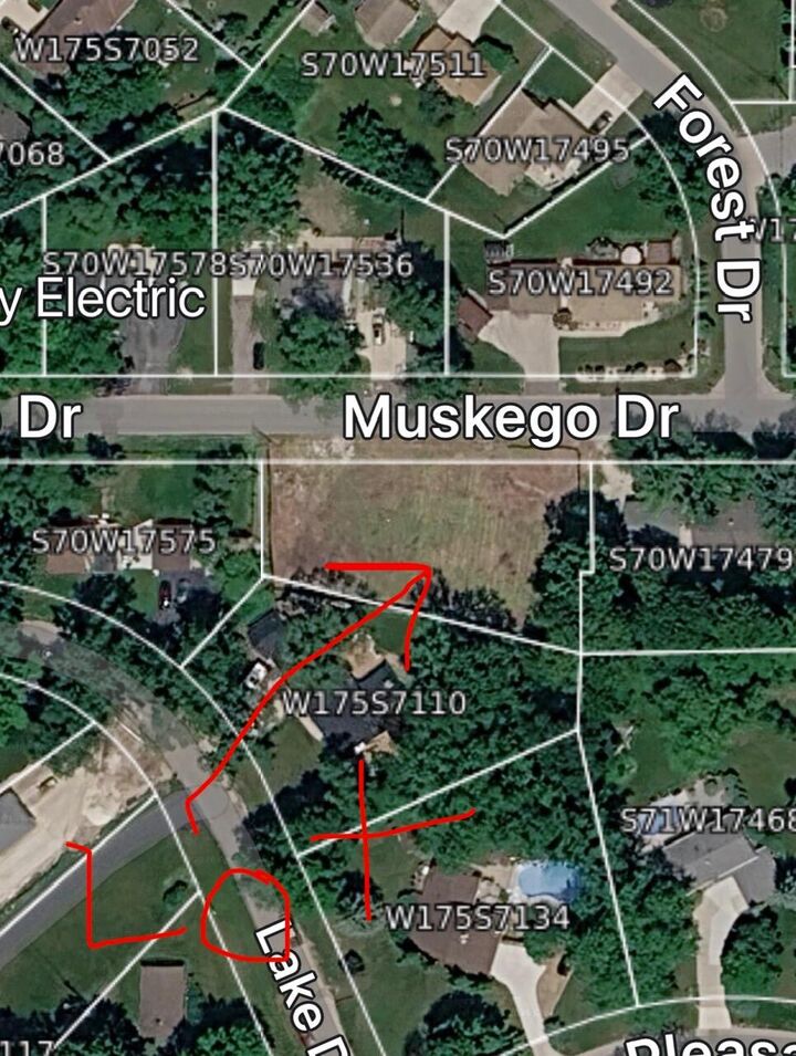 Property Photo: S70w17516 Muskego Dr WI 53150
