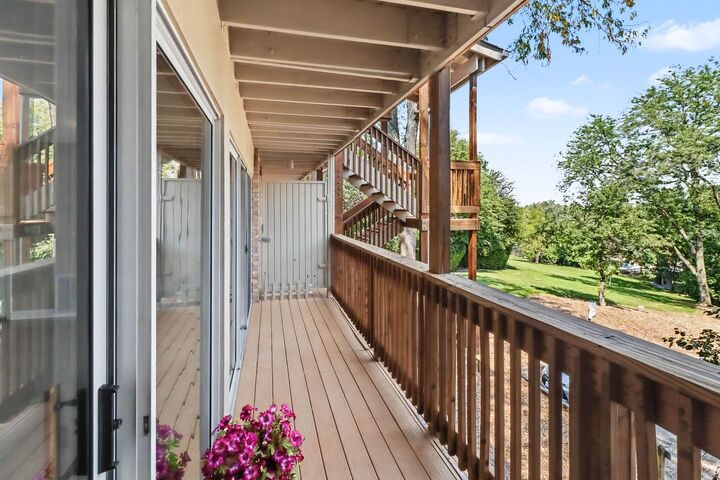 Property Photo:  5809 Oakwood Drive D  IL 60532 