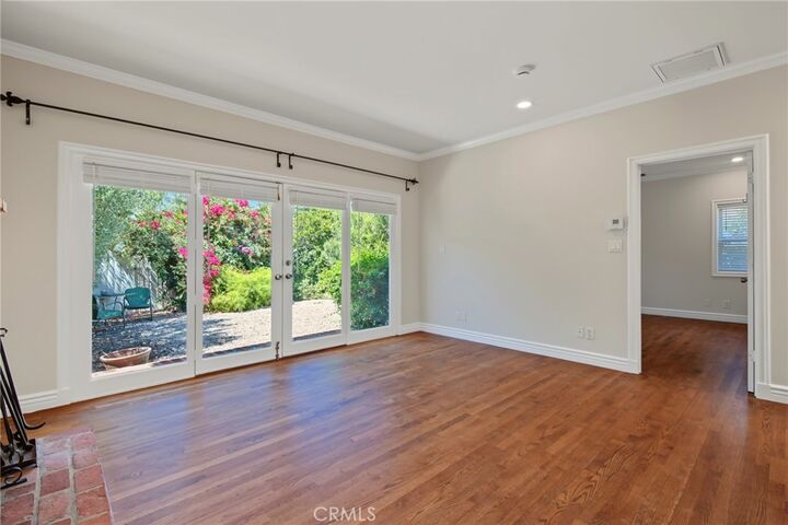 Property Photo:  4628 Seratt Place  CA 91607 