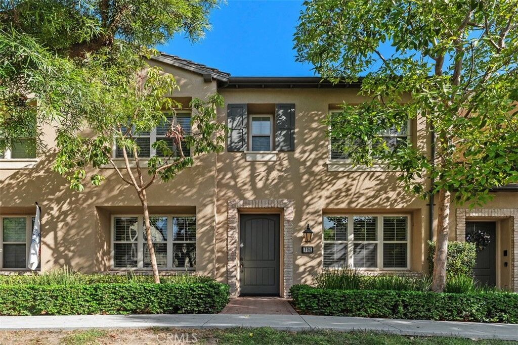 Property Photo:  204 Overbrook  CA 92620 