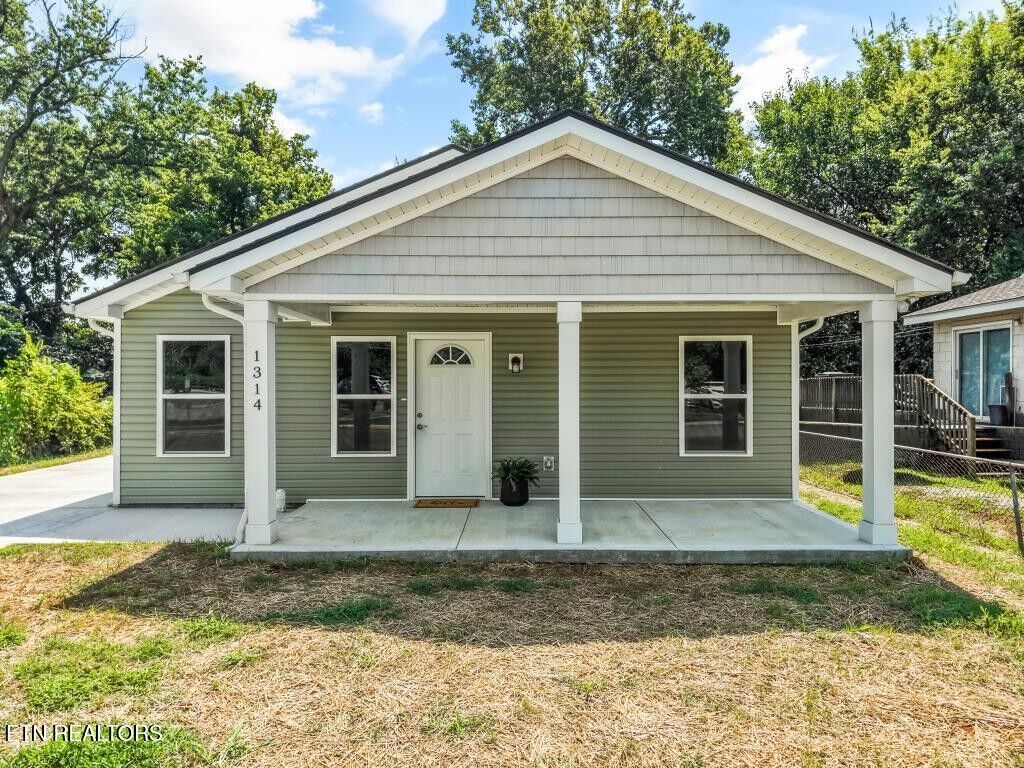Property Photo: 1314 Louisiana Ave TN 37921