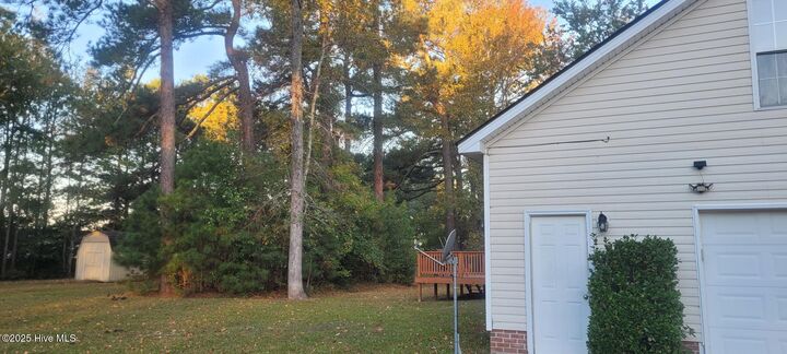 Property Photo:  104 Margaret Drive  NC 27921 
