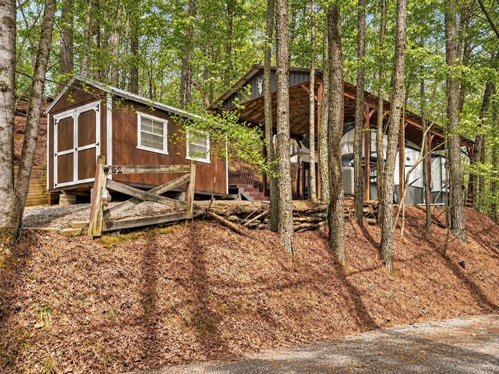 Property Photo:  52 25th Street  GA 30540 