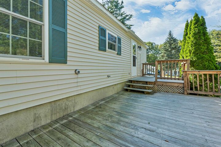 Property Photo:  20 Coventry Court  NH 03246 