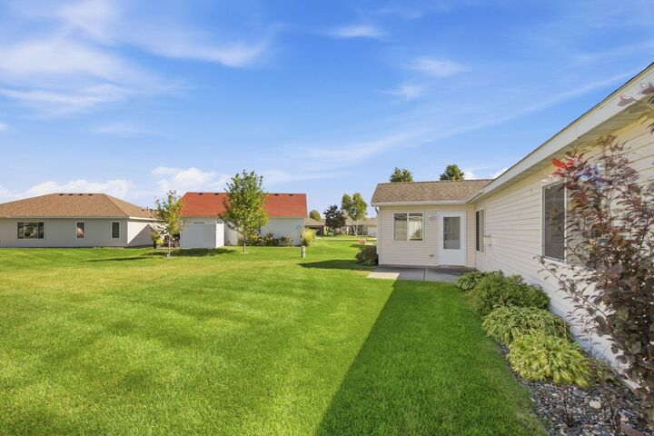 Property Photo: 1006 Diamond Willow Circle MN 56387