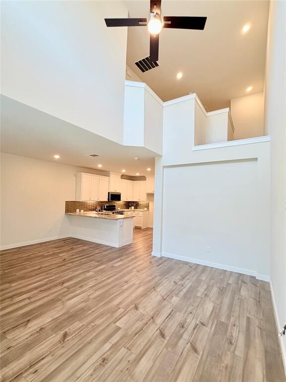 Property Photo: 1370 Madison Avenue TX 75028