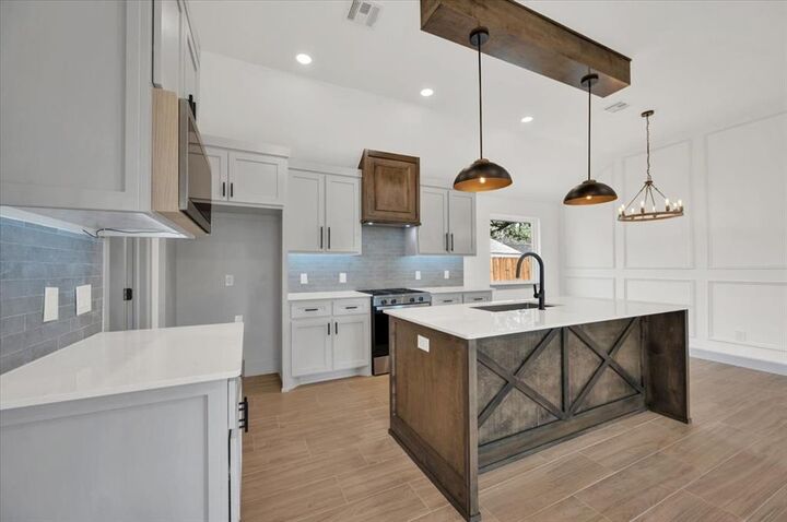 Property Photo:  1144 NW 95th Street  OK 73114 
