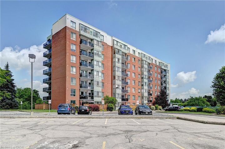 Property Photo:  30 Blue Springs Drive 305  ON N2J 4T2 