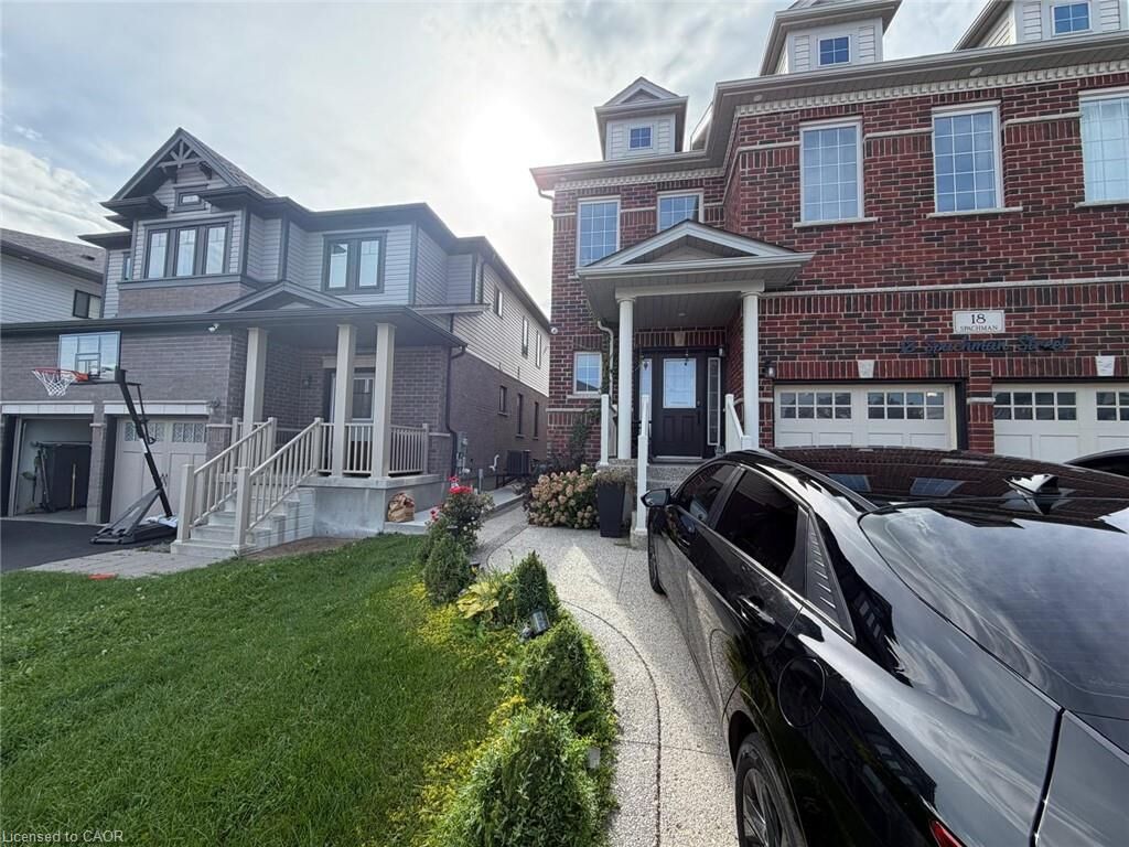 Property Photo:  18 Spachman Street Lower  ON N2R 0N5 