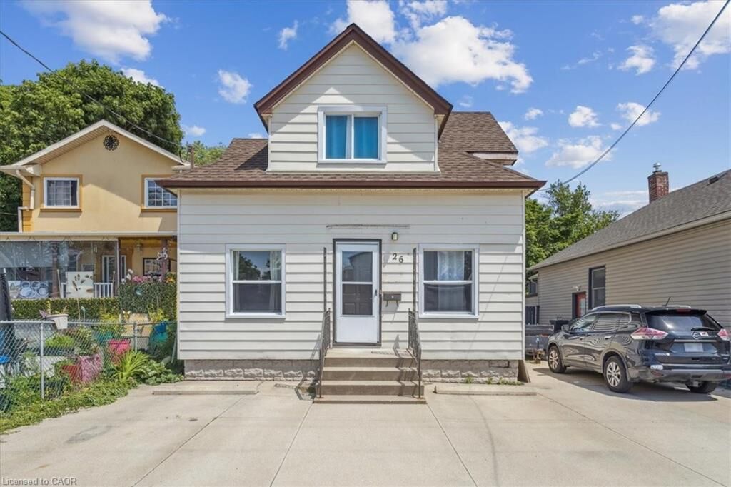 Property Photo:  26 Vine Street S  ON L2R 3X8 