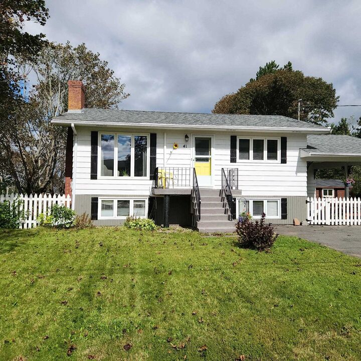 Property Photo:  41 Penny Lane  PE C1E 1V5 