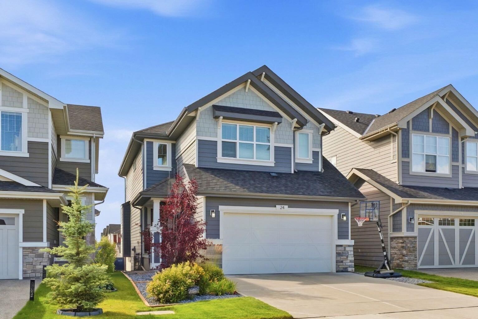Property Photo:  24 Sunrise Common  AB T4C 2R8 