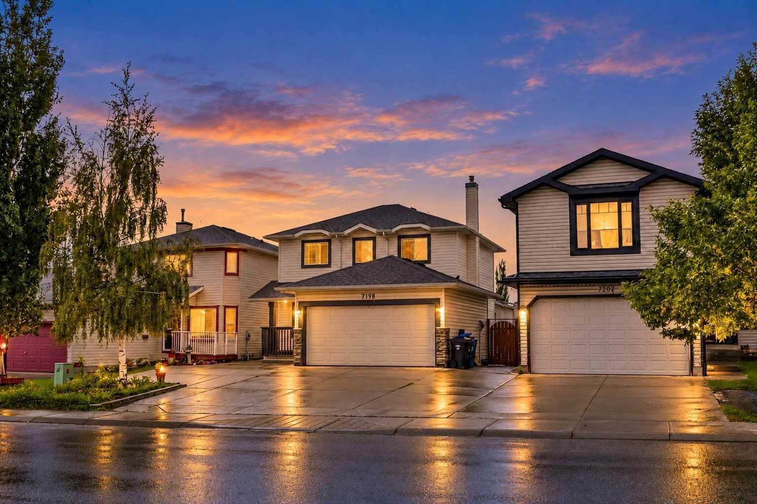 Property Photo:  7198 Laguna Way NE  AB T1Y 7B4 