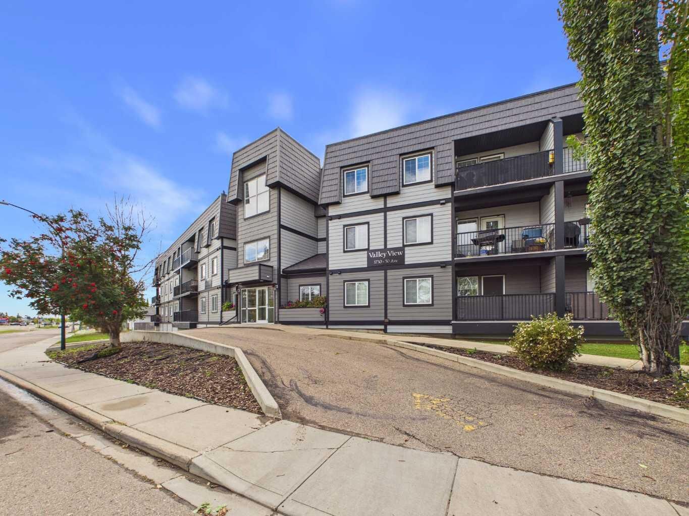 Property Photo:  3730 50 Avenue 112  AB T4N 3Y9 