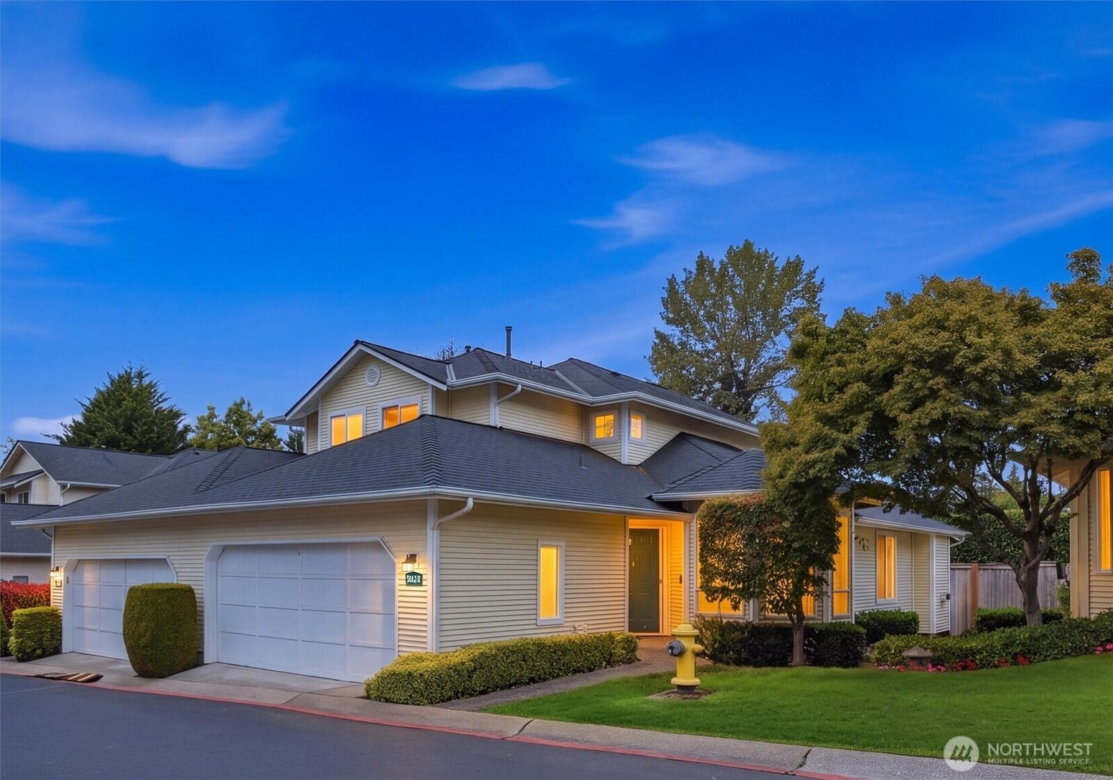 Property Photo: 5012 Freeport Lane B WA 98275