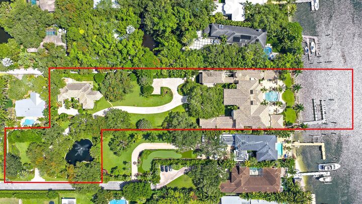 Property Photo:  2330 Seven Oaks Lane  FL 33410 