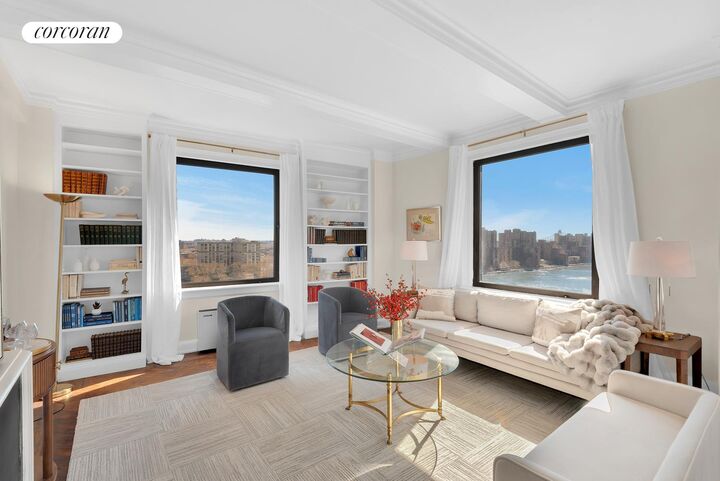 Property Photo:  25 E End Avenue 13G  NY 10028 