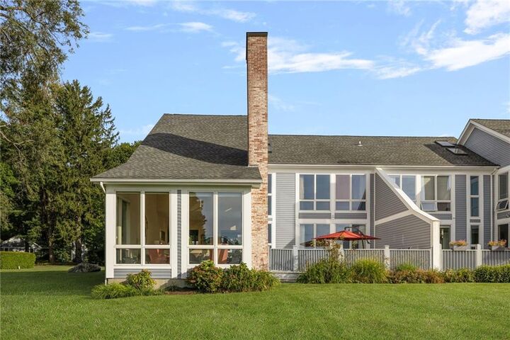 Property Photo:  14 Bagy Wrinkle Cove 14  RI 02885 