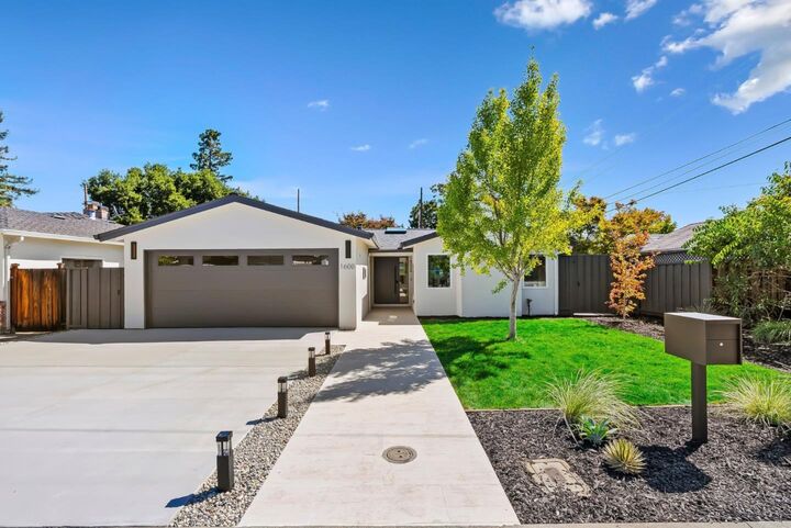 Kelly Ray - Realtor